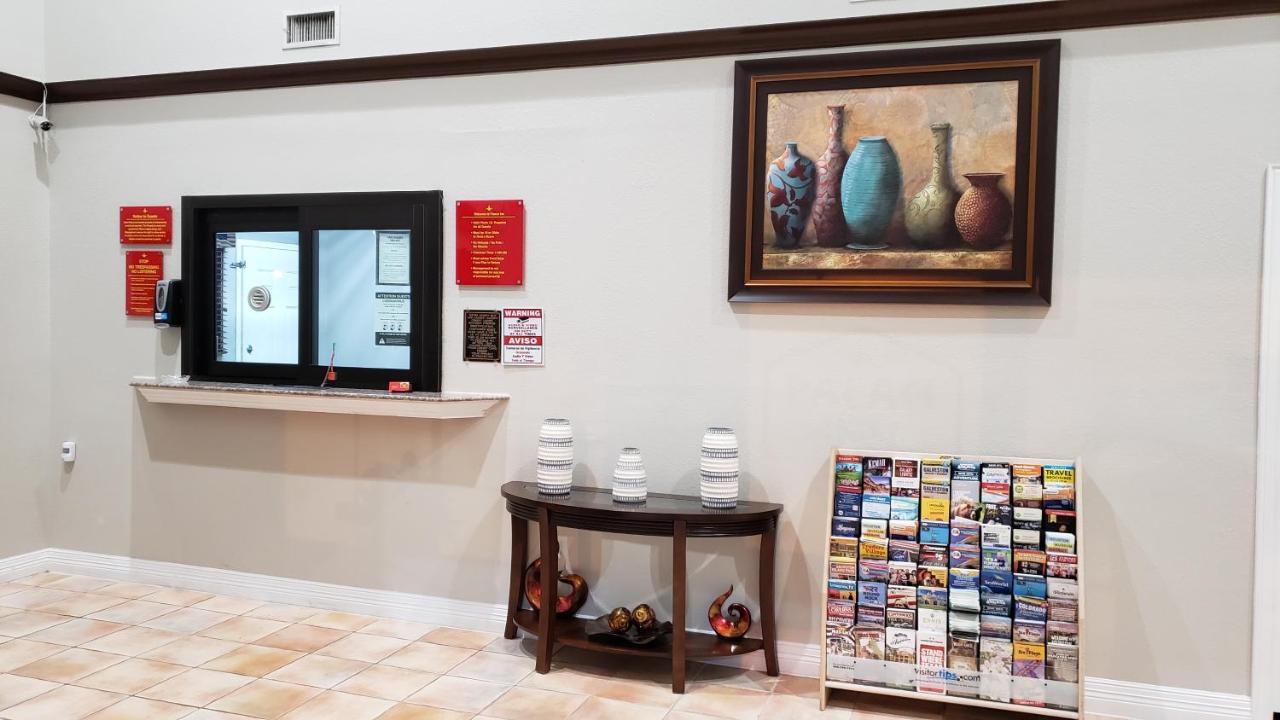 Palace Inn Addicks Zewnętrze zdjęcie