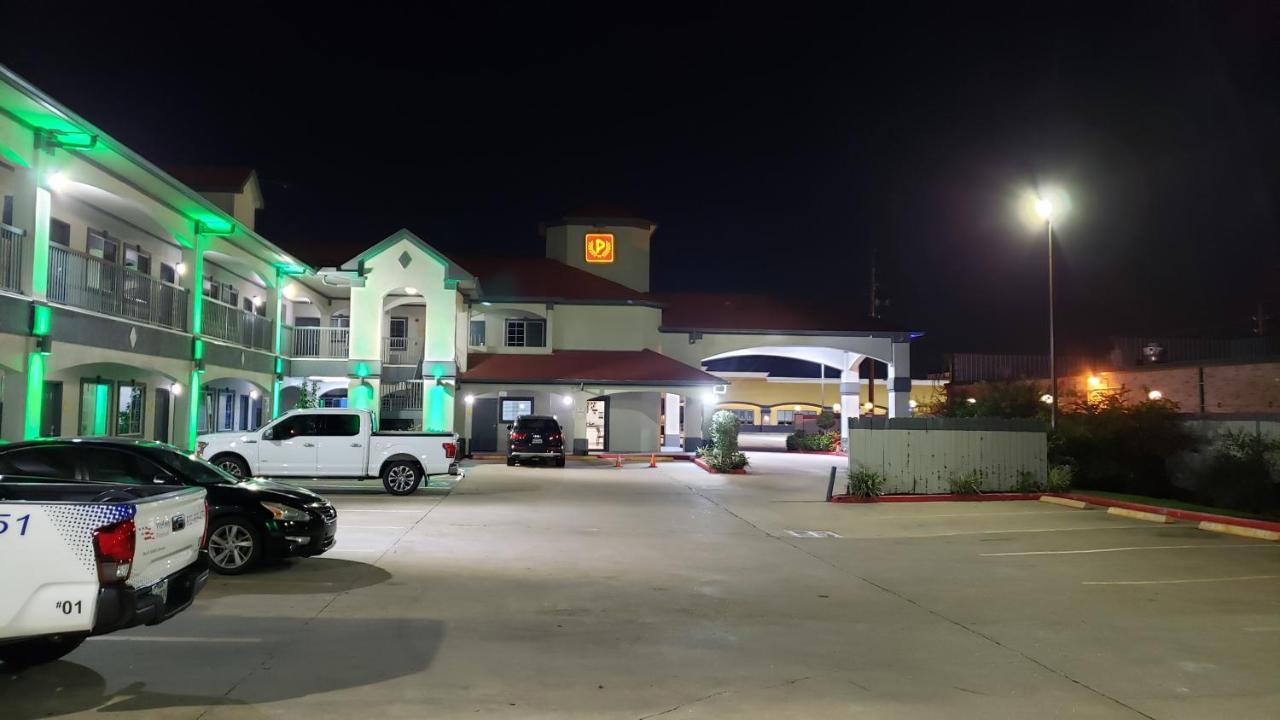 Palace Inn Addicks Zewnętrze zdjęcie