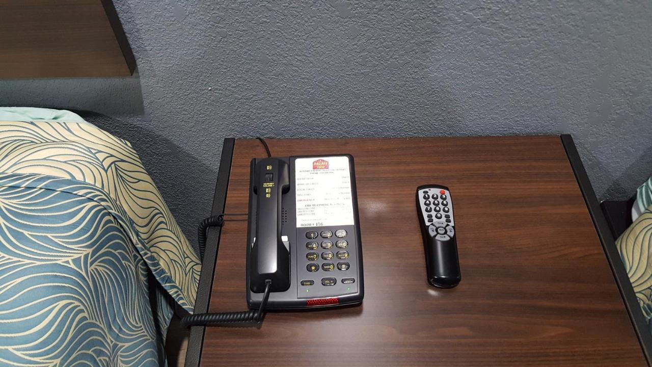 Palace Inn Addicks Zewnętrze zdjęcie